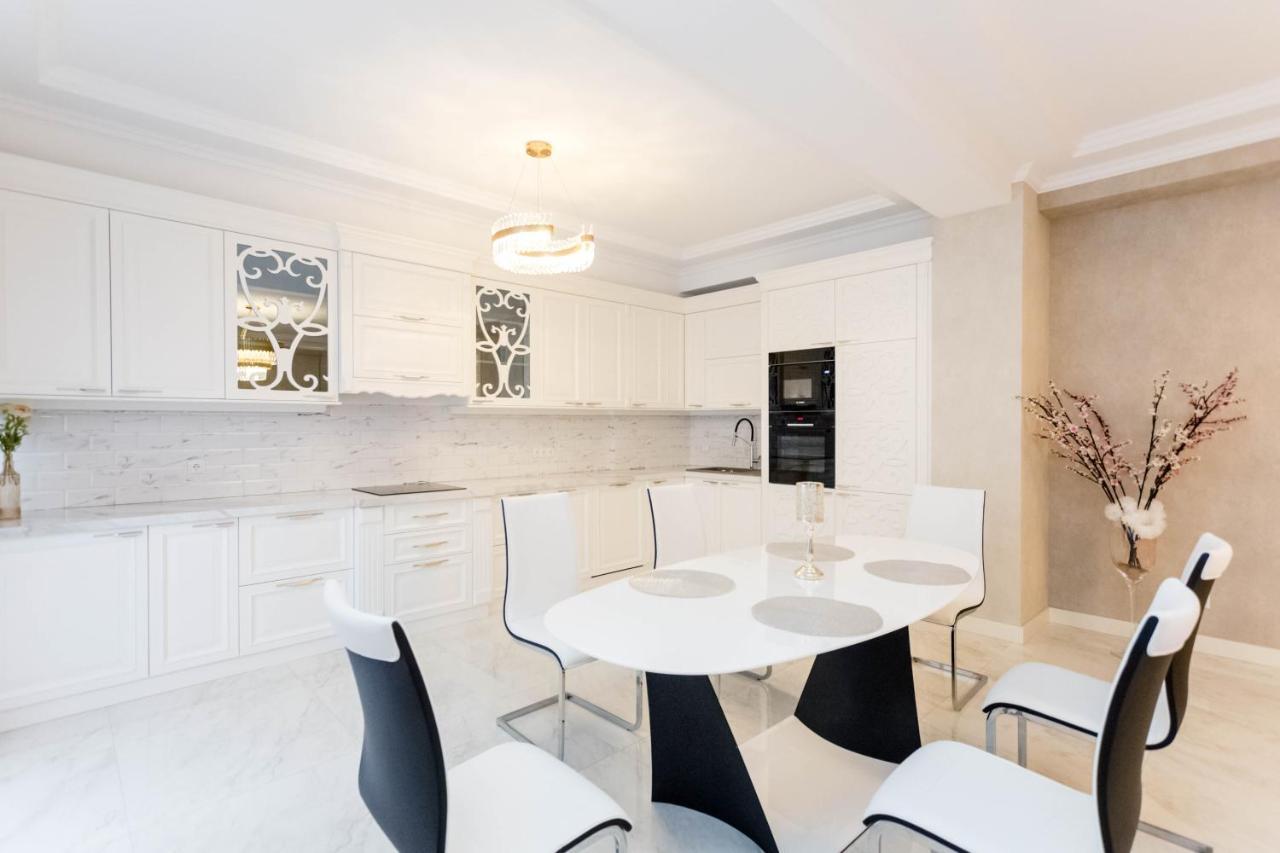 Luxury Landing IV Apartment Tbilisi Exterior photo